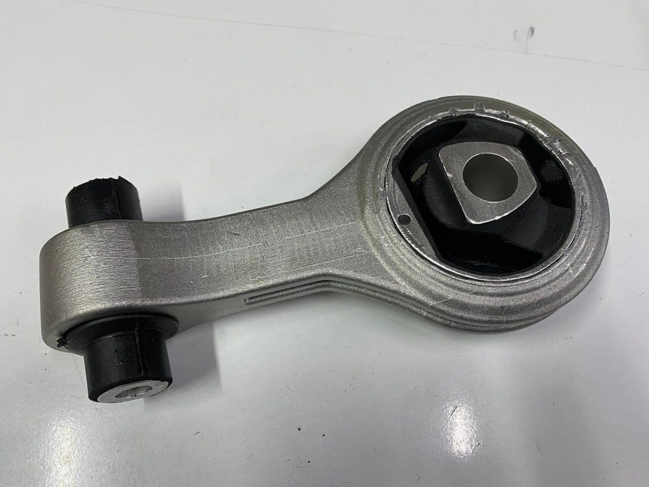 ŞANZUMAN TAKOZU EGEA GRANDE PUNTO 1.3 MULTİJET