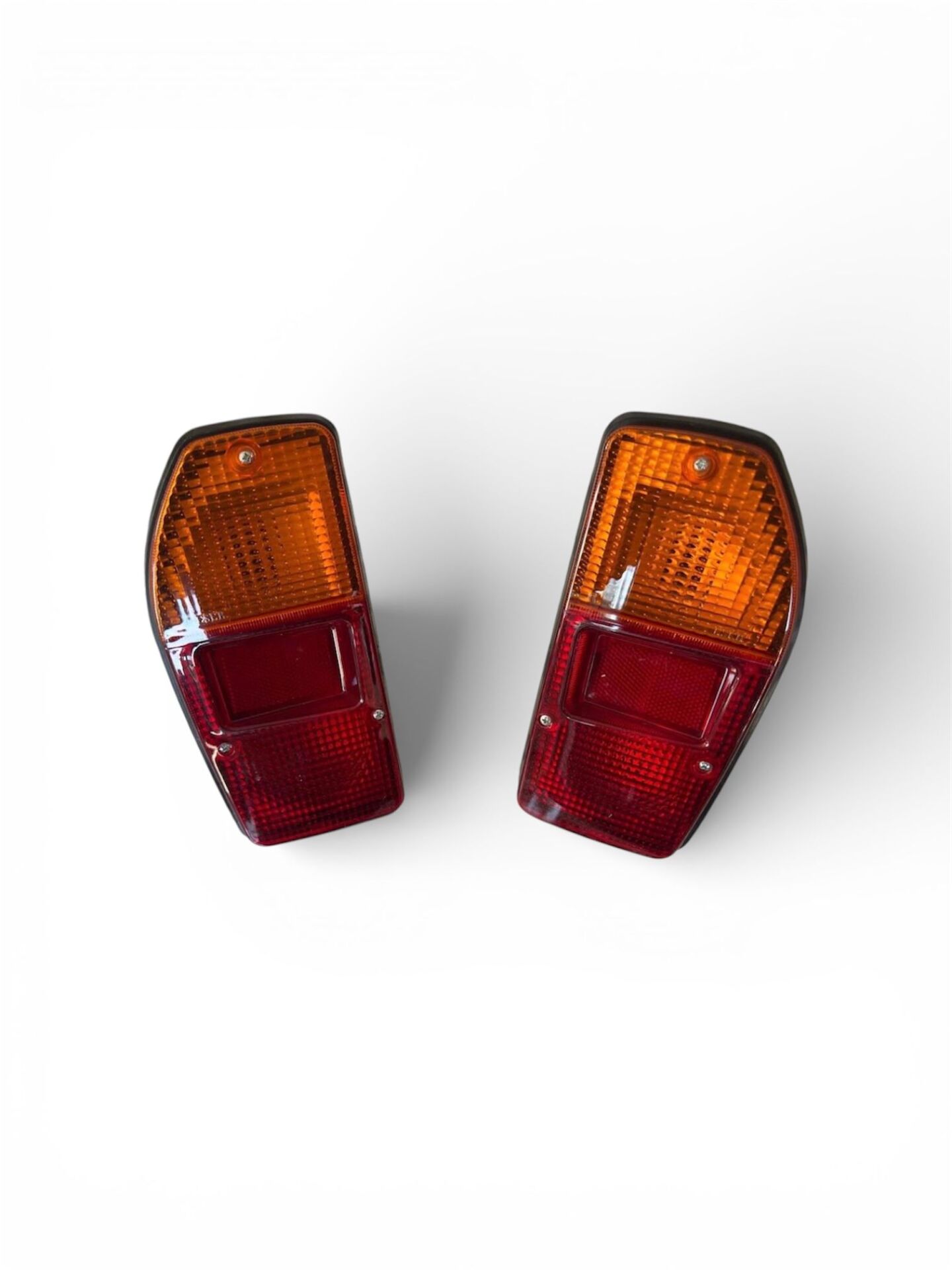 STOP LAMBASI  R12 TOROS SW SAĞ SOL KOMPLE