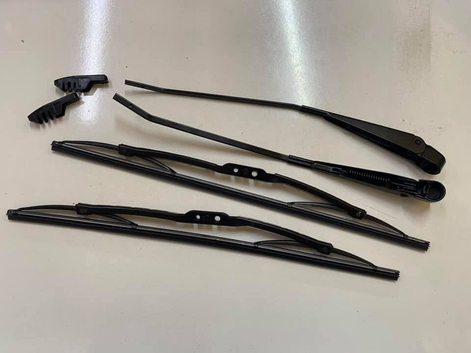 SİLECEK KOLU VE SÜPÜRGESİ ŞAHİN SERÇE FREZELİ TİP 40 CM TAKIM