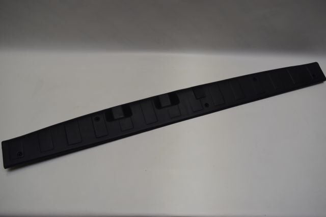 BAGAJ EŞİK KAPLAMA PLASTİĞİ DOBLO ÇİFT KAPI 2001 2010